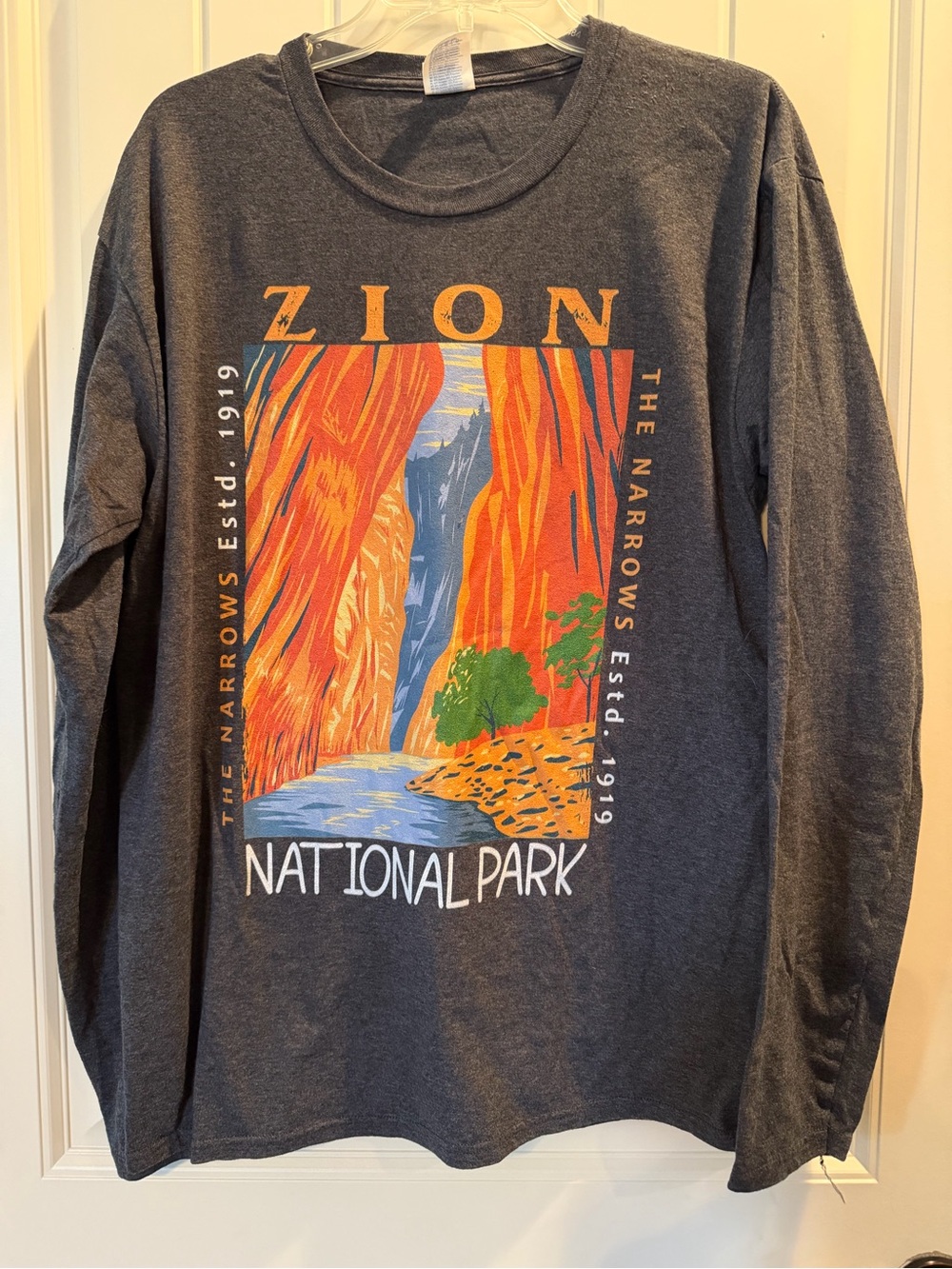 Zion National Park Long Sleeve Tee - The Narrows